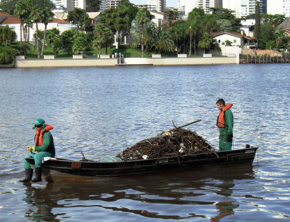 limpeza lagos1